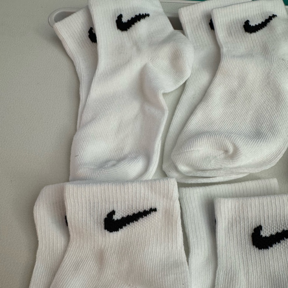 NEW Nike swoosh sock set of 6 - Picture 3 of 7
